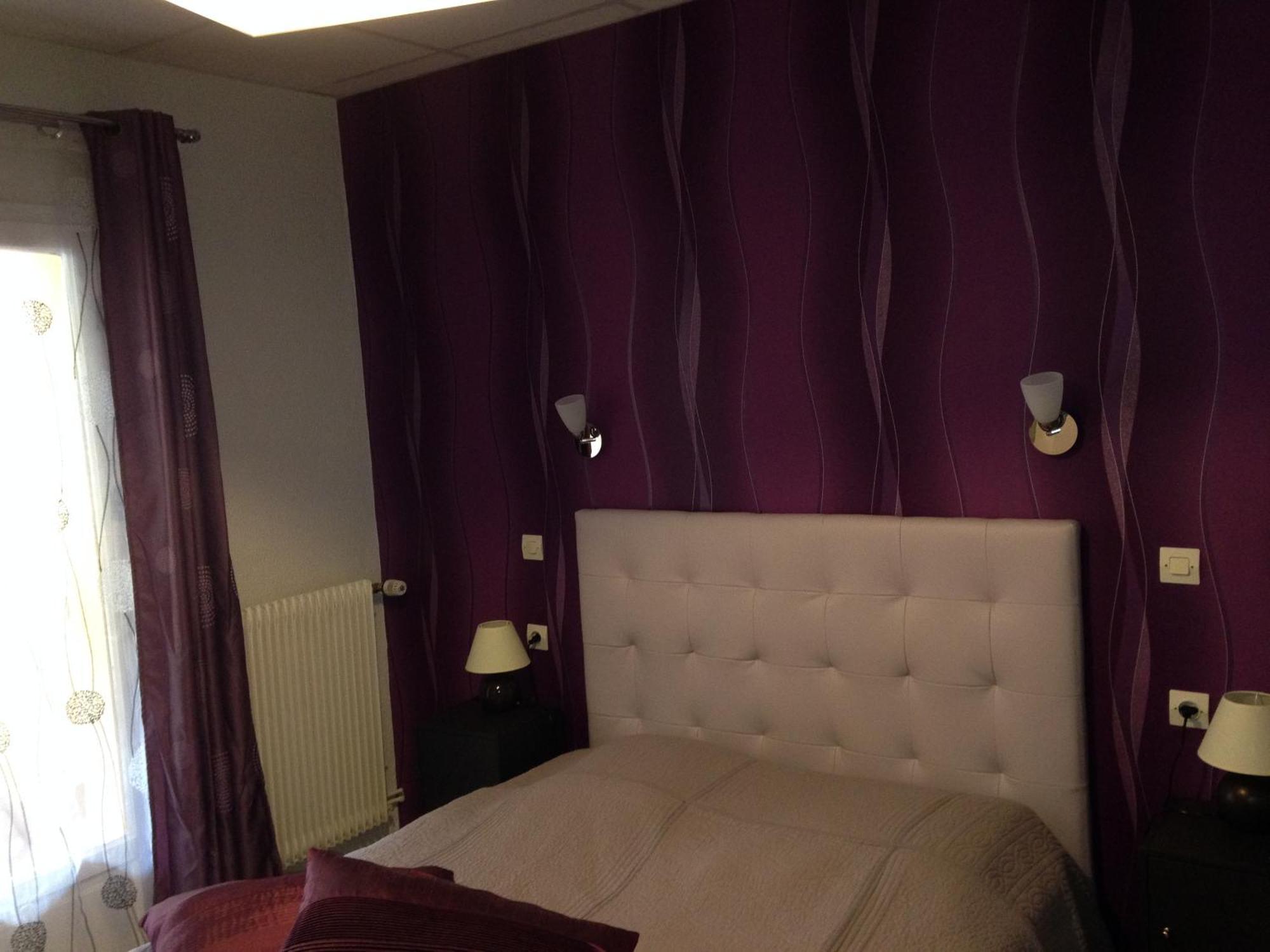 Hotel Le Chatelet Saint Paul de Fenouillet Bagian luar foto
